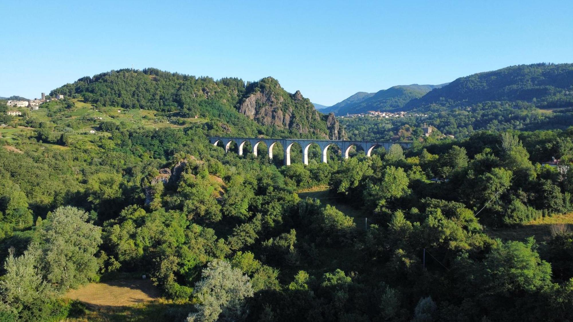 Borgo Del Sole Agriturismo Poggio  Bagian luar foto